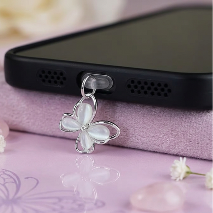 💎 Butterfly Phone Charm – The Perfect Blend of Beauty & Sparkle