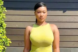 Nicole V., East London